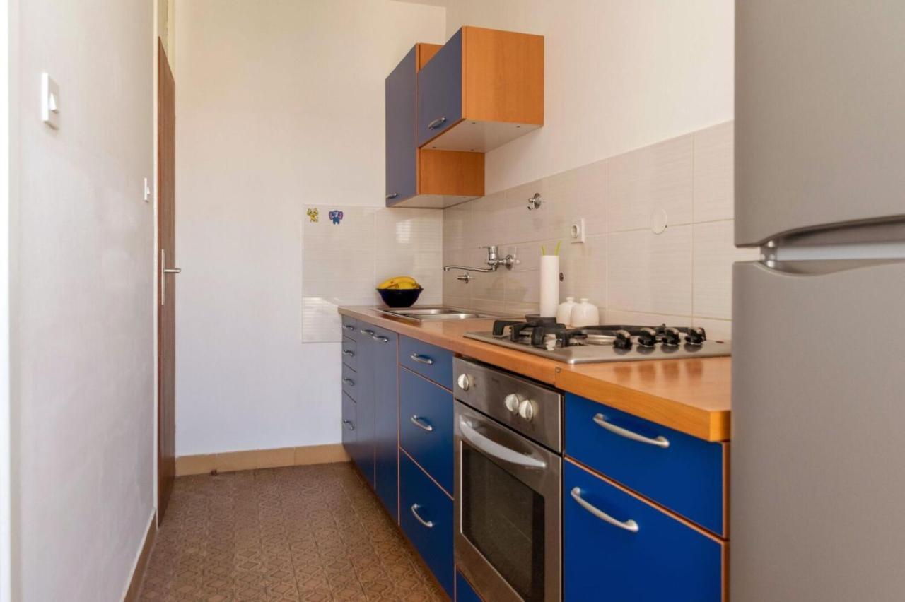 Apartment Mirela Zara Esterno foto
